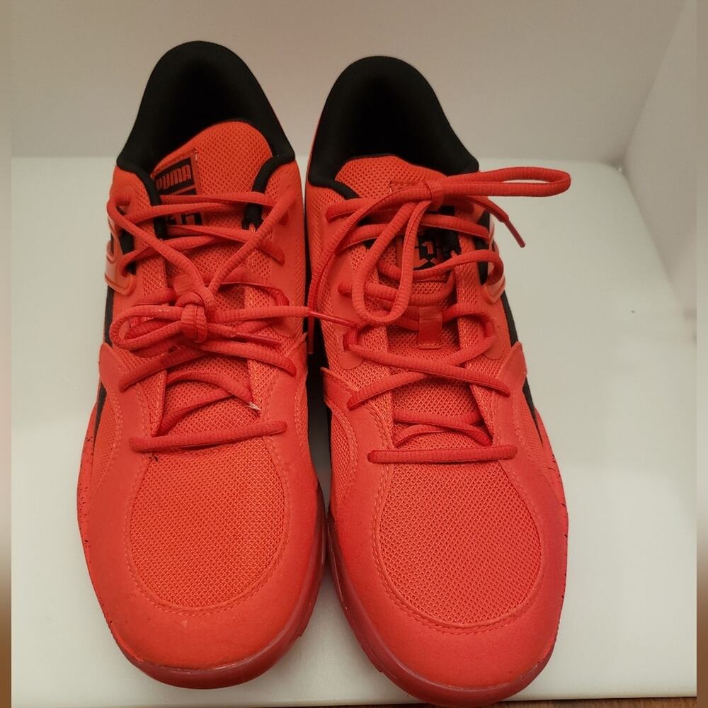 Puma Daygo Baby NWOT red black basketball shoes 11M